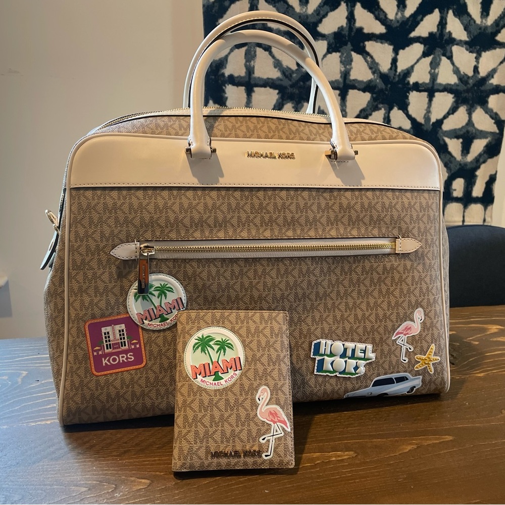 Overnight duffel bag